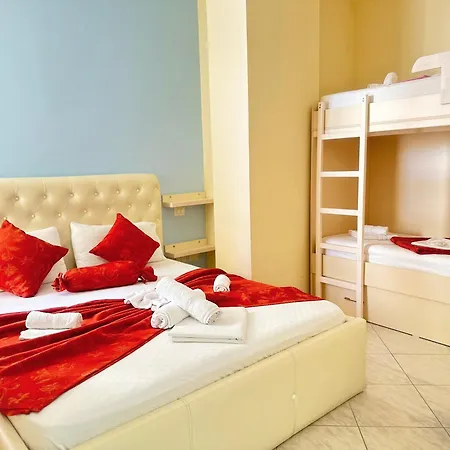 Garden Hotel Radhimë
