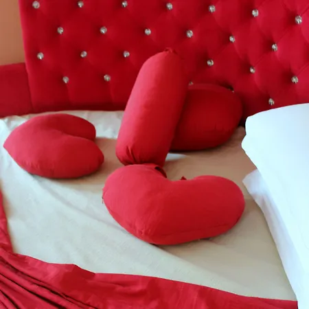 Garden Hotel 3*