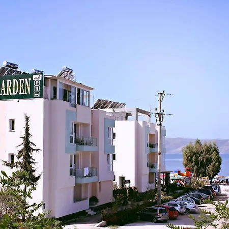 فندق Garden 3*