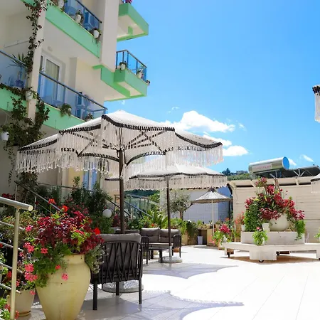 فندق Garden 3*