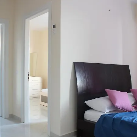 Garden Hotel 3*
