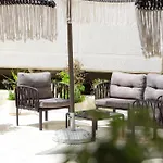 Отель Garden 3*