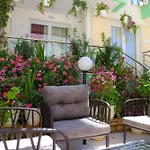 Отель Garden Радима