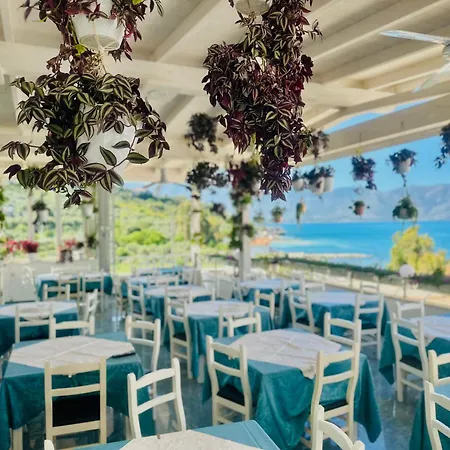 Hotel Garden Radhimë