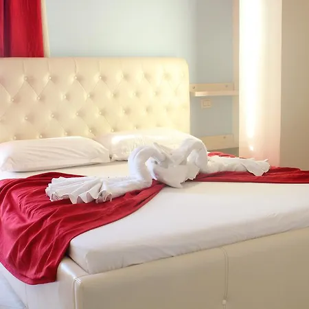 Garden Hotel Radhimë