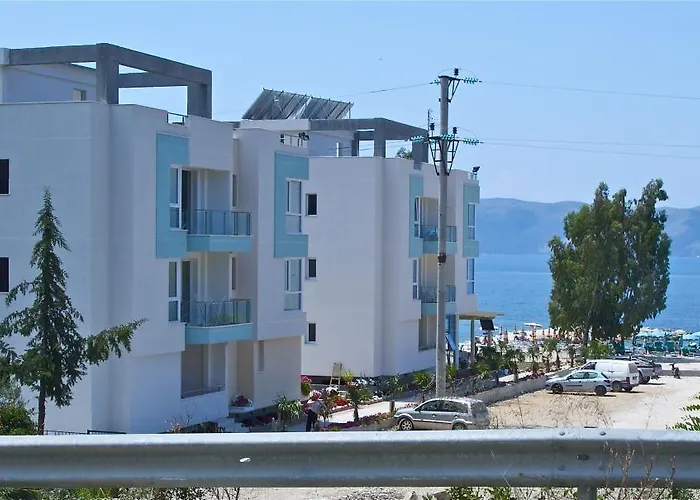 Garden Hotel Radhimë